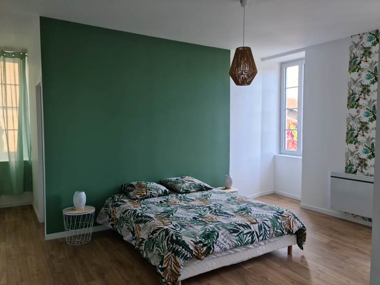 gite-le-lijaly-chambre-5-vue-differente.jpg