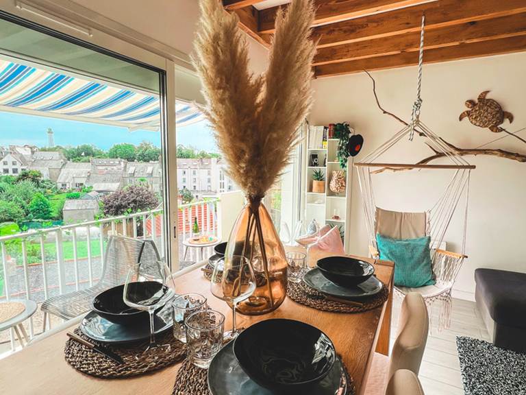 Table à manger avec vue sur Bénodet