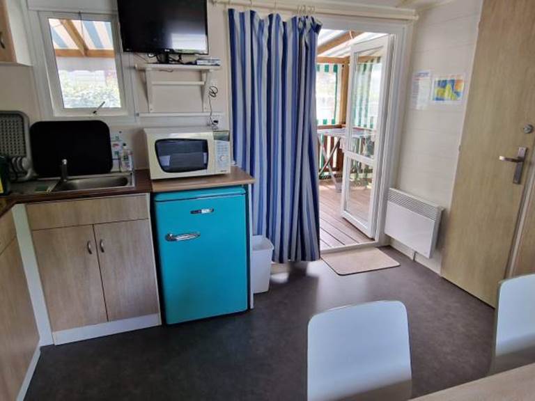 cuisine entièrement équipée MOBILE-HOME 71