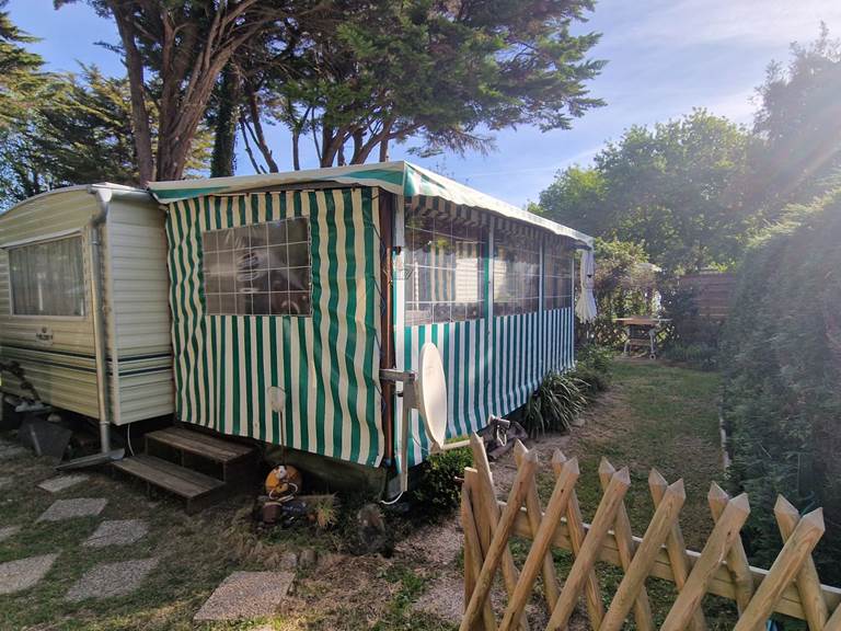Coin jardin convivial MOBIL-HOME 38