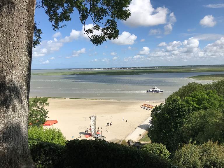 Saint Valéry sur Somme Gites La Baie des Remparts en Baie de Somme France