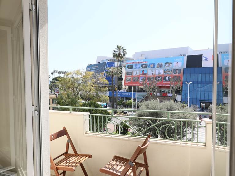 Square 9 Cannes 5