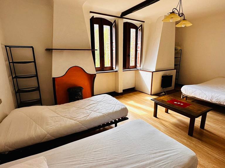 0bcd74a5-4087-446b-a8da-4483757b81e2