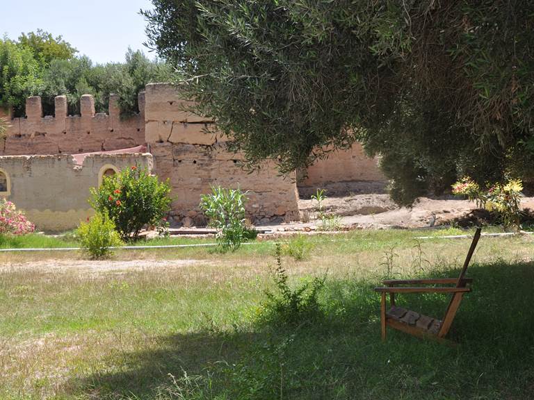 Ouijjane - Tiznit - SLPB - Repos sous l'olivier - Piscine - Mur en pisé