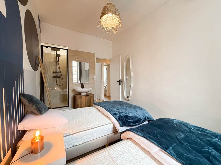 ID310 JAURES _ CANNES ACCOPMODATION6