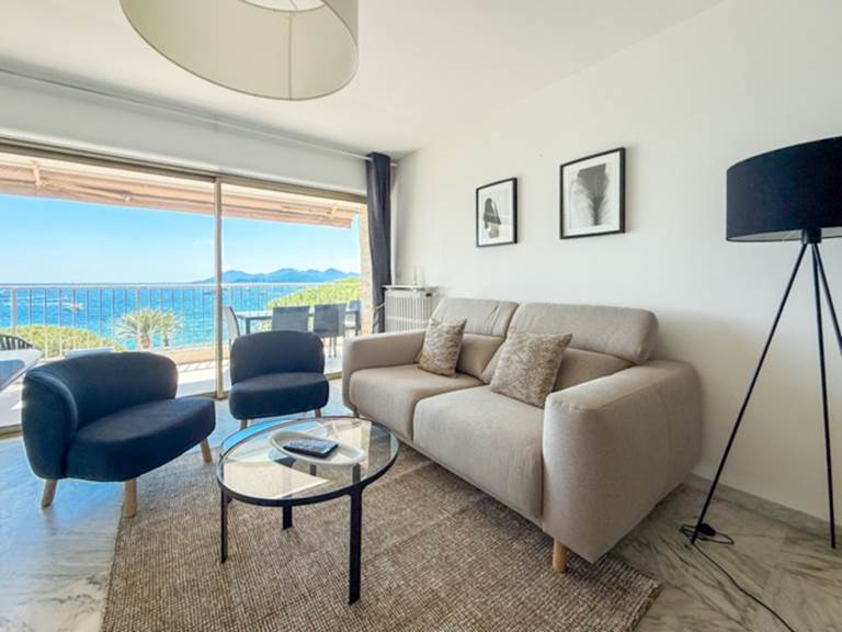 ID275-CANNES CROISETTE15