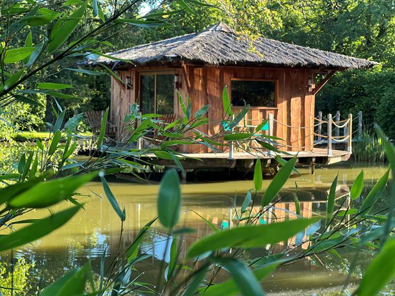 vue extérieur 3 cabane sur l'eau