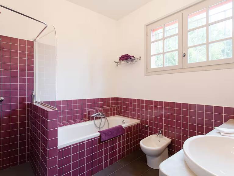la salle de bain de la suite Anjuna