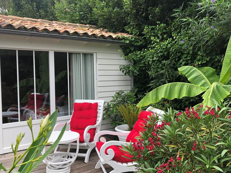 TERRASSE CHAMBRE ROUGE