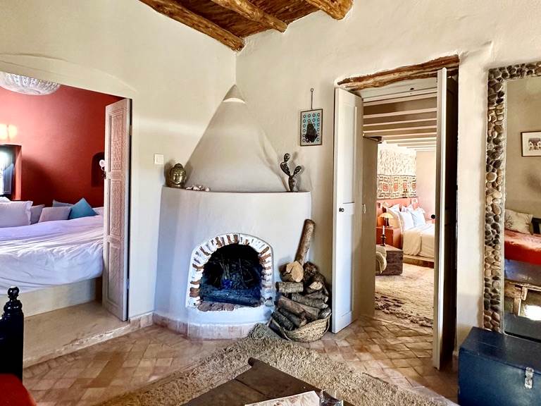 Un coin cheminée et des bougies... à la carte pour agrémenter vos soirées!