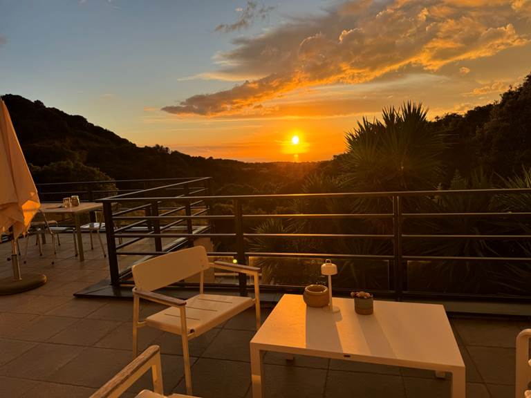 couche de soleil depuis la terasse
