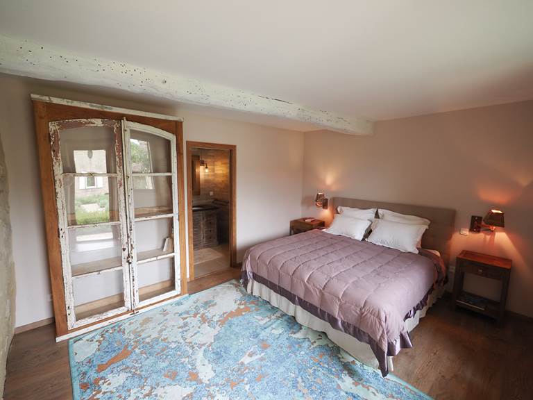 Chambre spacieuse