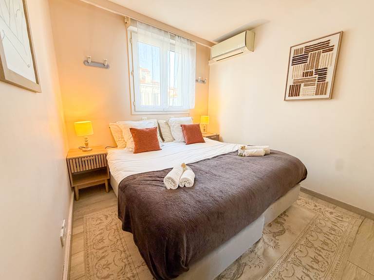 CANNES PROPERTIES RENTALS ACCOMODATION11