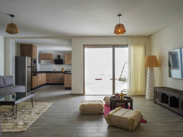 6e577867bace437364cae1b62e185b2e8d37b638857cd07f54fde653894c3c06-4bc330aba9_v0_w1024xh768_rDEF