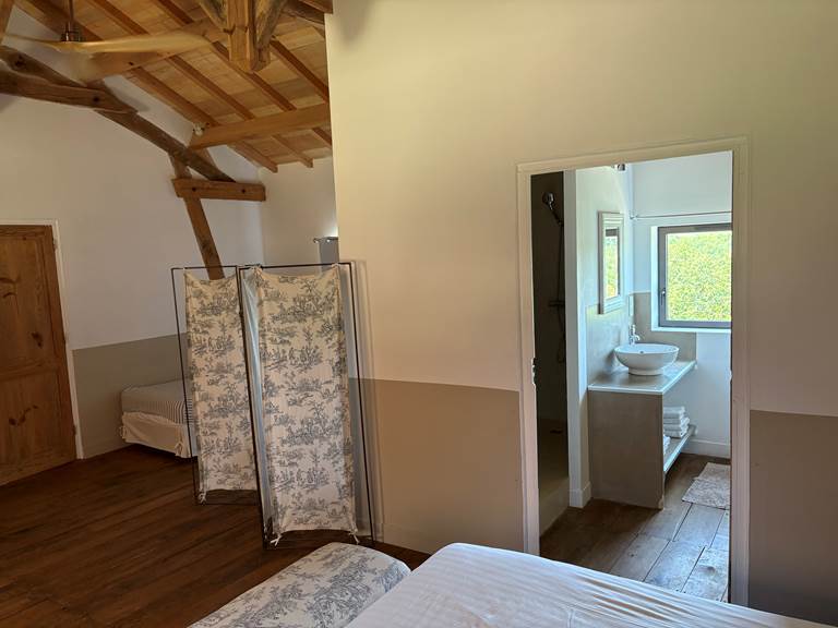 Chambre3-Salle d'eau-gallery