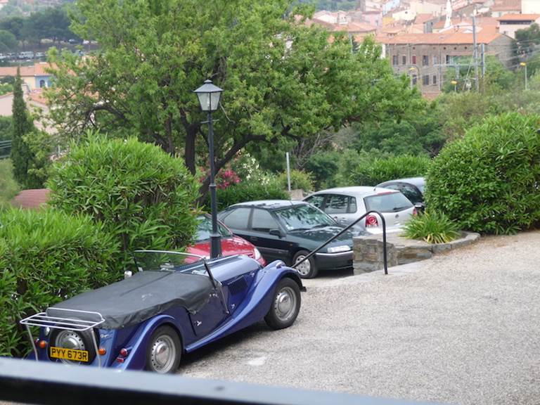 Hotel Ambeille parking privé
