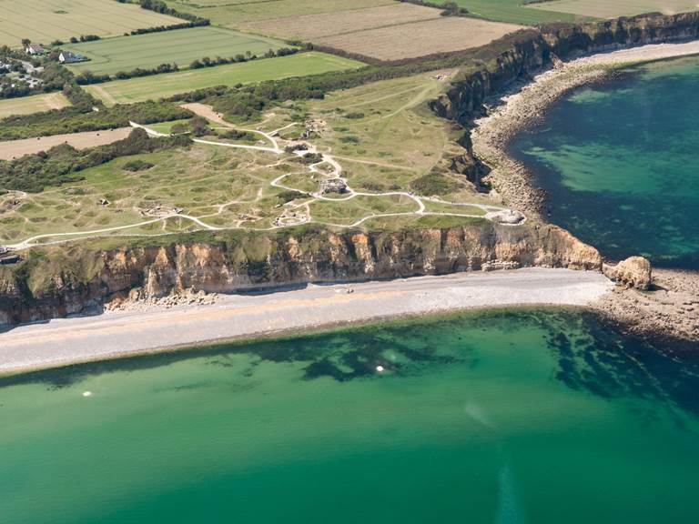 le-sherman-hotel-chambre-omaha-beach-pointe-du-hoc-petit-déjeuner-restaurant-sur-place