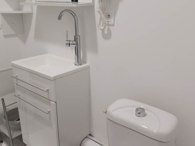 studio_chambre_dhote_residence_lourdes_vacances_pelerinage