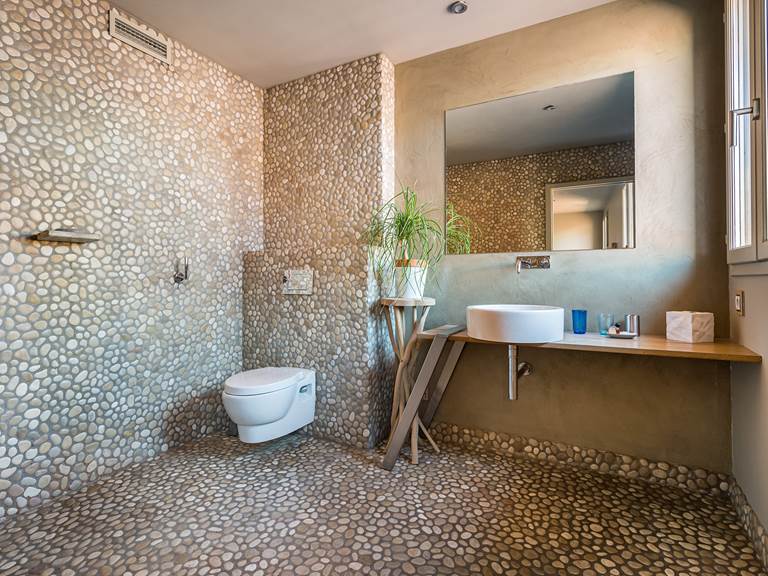 Loge de Mer - Lodge Urbain a Perpignan - Chambre Terre - Salle de bains