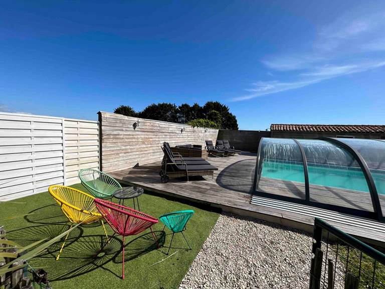 Logis-Les-Trois-Moulins-Ile-de-Ré-vacances-en-famille