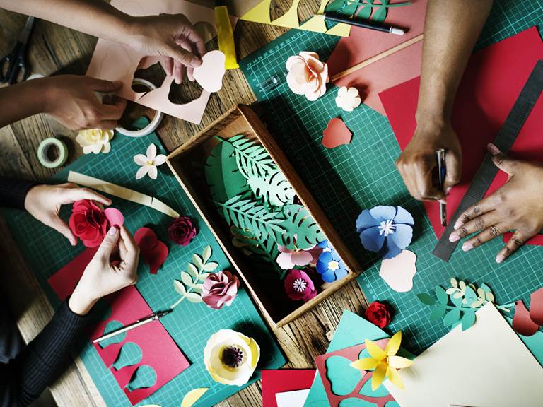 people-making-paper-flowers-craft-art-work-handicraft (1)