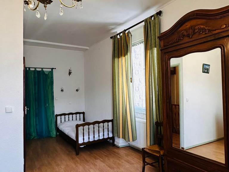 4f1d89ee-8c5d-4fa4-9cec-f855a3c73038