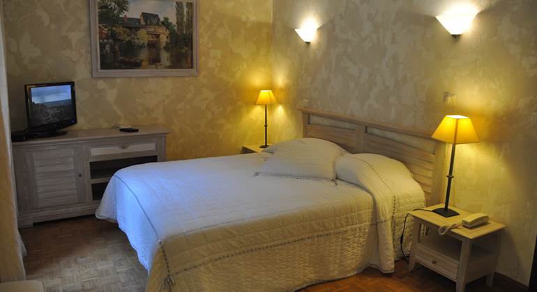 Hostellerie du grand duc chambre double 4