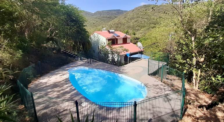 Duplex Toti la - la piscine et al résidence vue dans haut