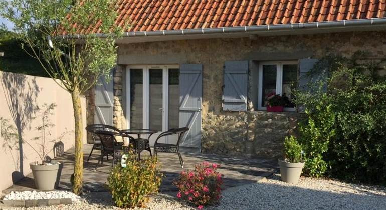 acces P'tit  gite + terrasse