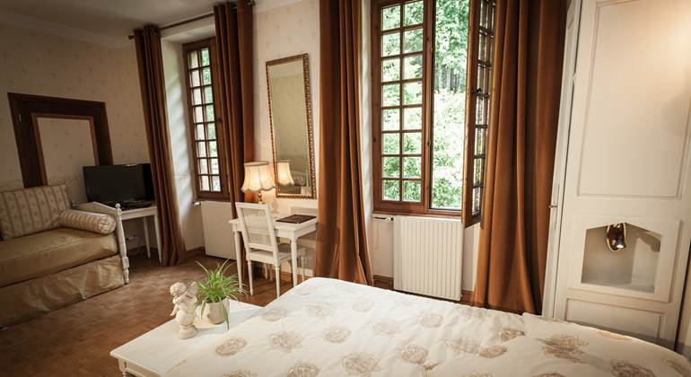 Hostellerie du grand duc chambre familiale 1