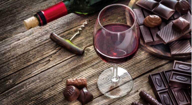 Paarungsverkostung - Wein und Schokolade