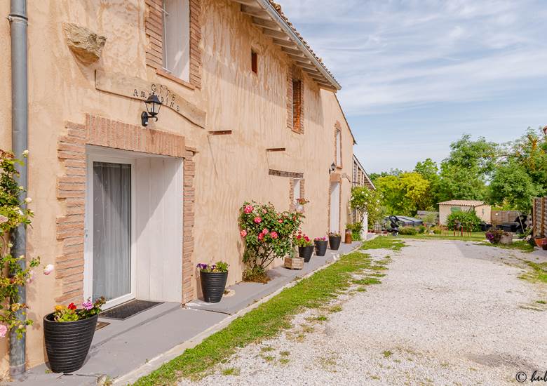 façade des gites Eva et Amandine