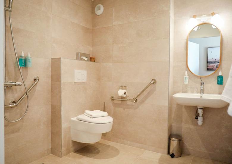 essentielle-douche-rez de chaussée- pmr- arradon-bord de golfe