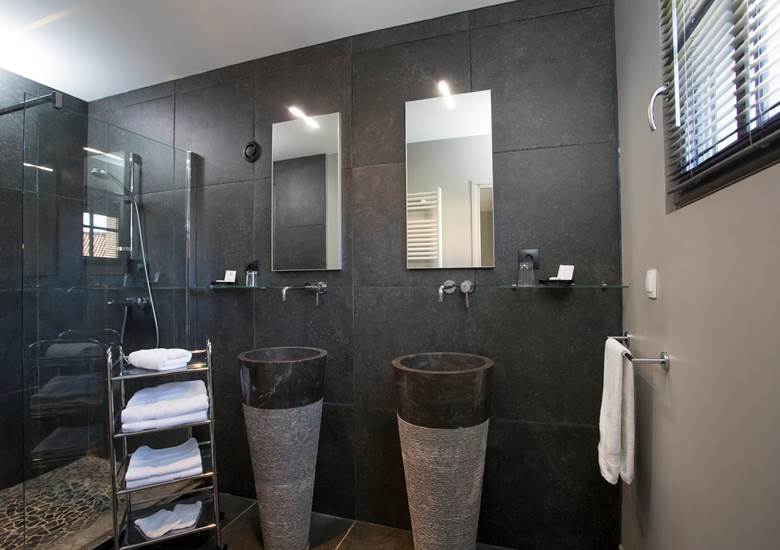 Séjour romantique avec piscine et SPA