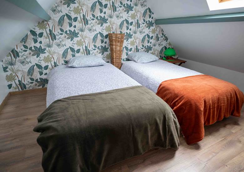 Chambre à l'étage avec 2 lits 90x190