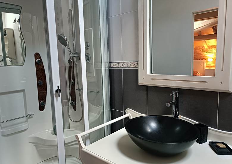 salle-eau-privative-lavaur