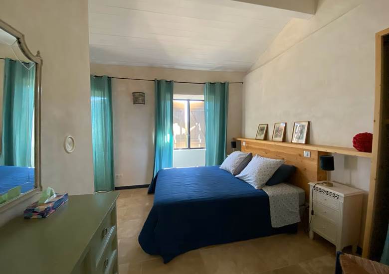 Chambre 5 parentale lit queen size