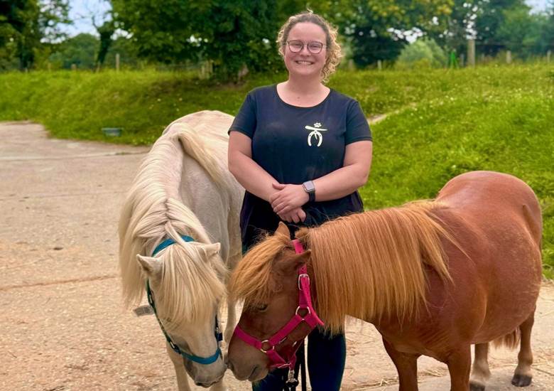 Partenariat avec Claire pour une séance de thérapie animale ( contacter l'association)