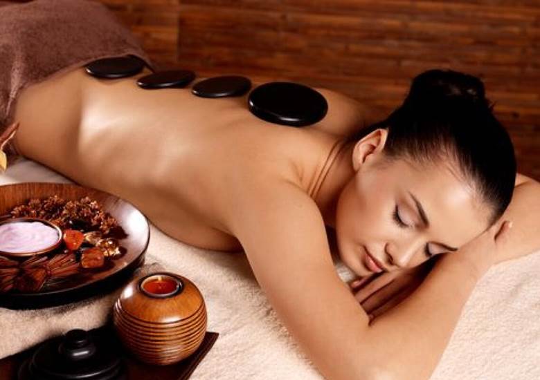 le-massage-aux-pierres-chaudes-7198-1200-800