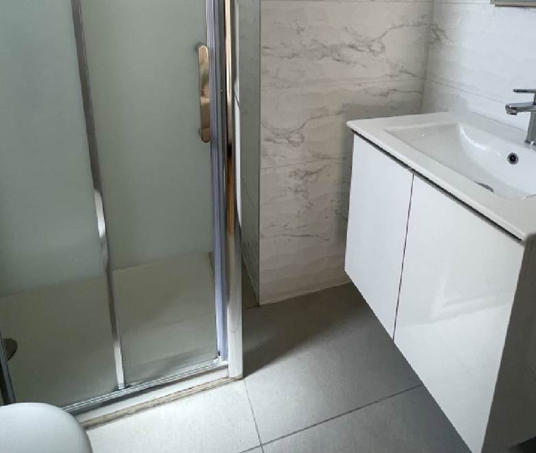 chambre 11 salle de bain