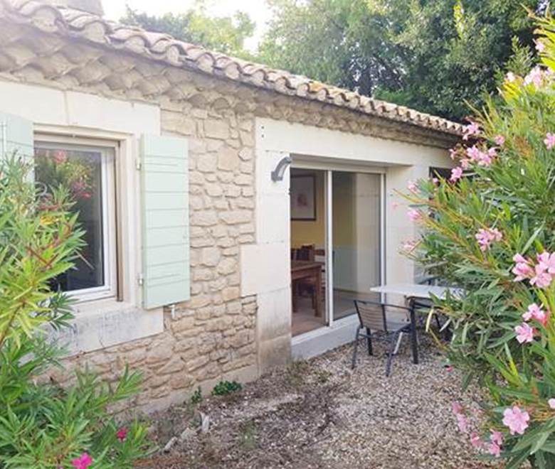 facade-gite-saint-remy-de-provence