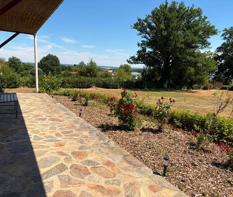 Le Faré des Bruyères – Gîte à Guéret (Creuse) -Terrasse