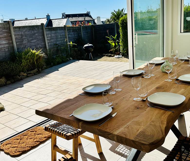 Un accès direct au jardin depuis le séjour (exposé sud)