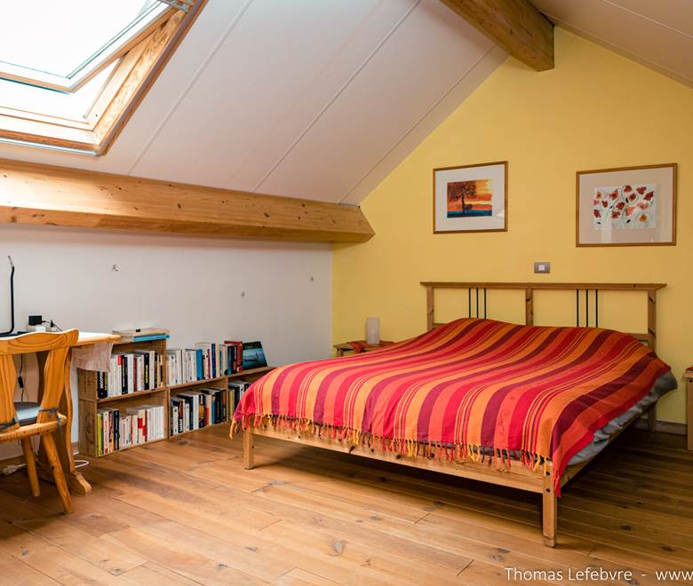 Chambre parent avec lit séparable