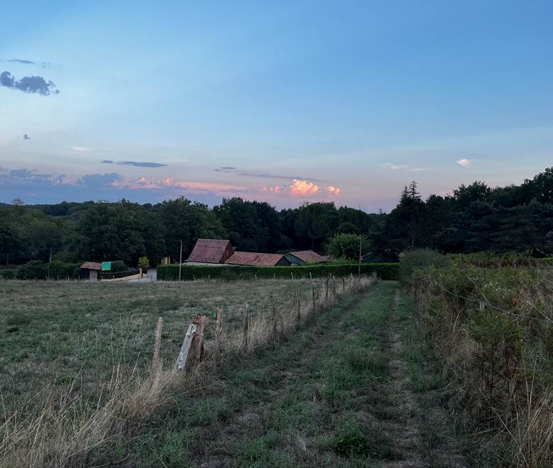 Le Hameau au coucher de soleil