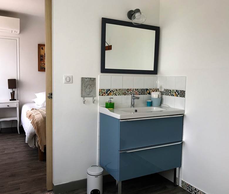 Le Mas Mellou : Salle de Bain Mont Serein