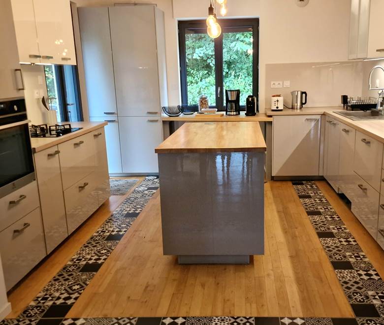 cuisineéquipée/repasenfamille/repasentreamis