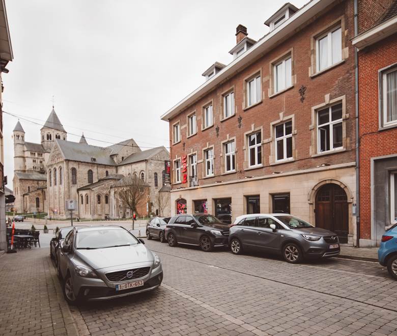 VUE HOTEL ET GRAND PLACE DE NIVELLES