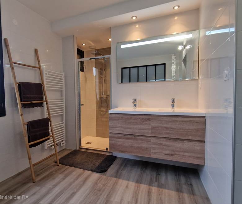 La salle de bain de la chambre parentale