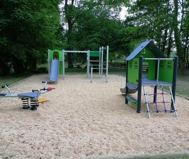 2019-05-17-19.30.04-jeux-Gruellau